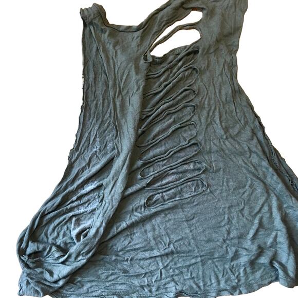 CLEO Ripped Style Tank Top - Picture 4 of 4